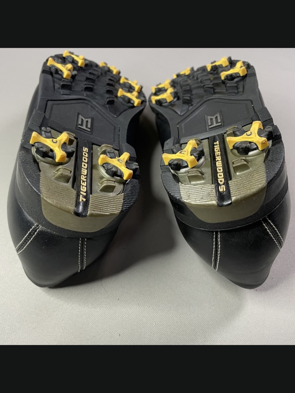 Nike Tiger Woods Shoes Mens 10.5 black leather TW Last golf cleats vintage sport - Picture 9 of 11
